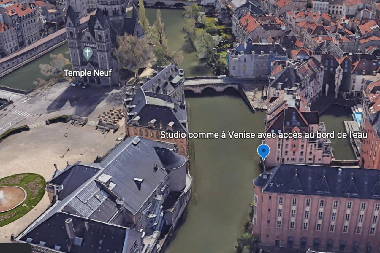 Comme A Venise *